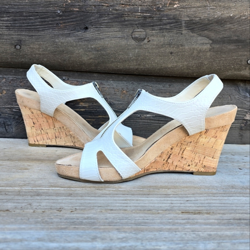 AEROSOLES Plushlow Modern Costal Minimalist Cork Wedge Comfort Sandal 10M - Picture 6 of 15